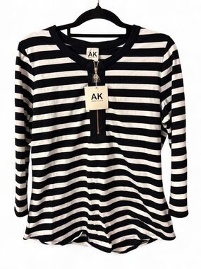 Anne Klein Black & White Striped Zip-Front Long Sleeve Tee